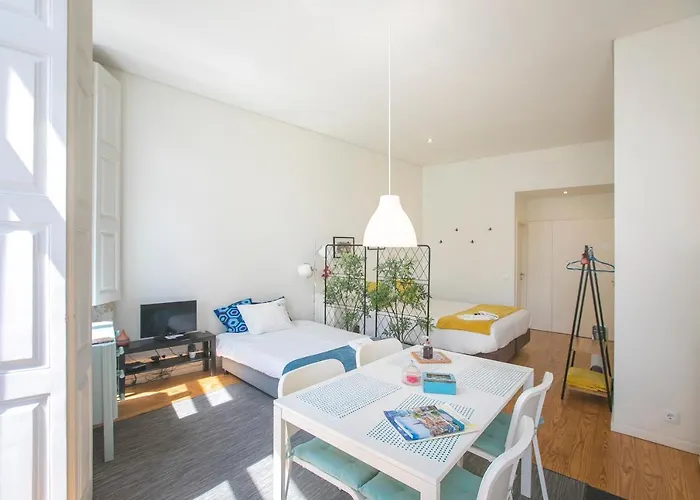 蒙希克阳台公寓