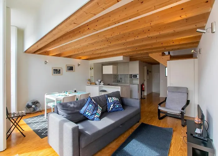 蒙希克阳台公寓