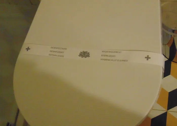 蒙希克阳台公寓 公寓 *