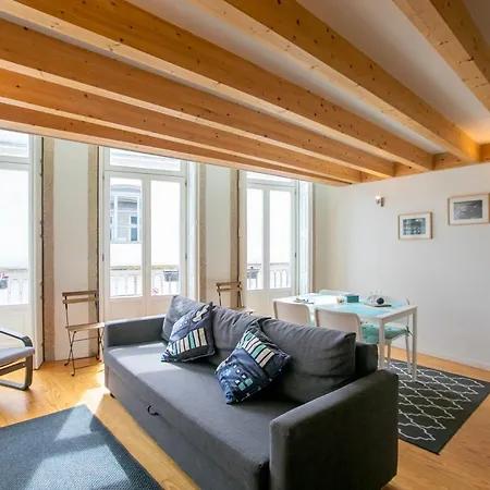 蒙希克阳台公寓 * 波尔图