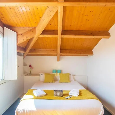 蒙希克阳台公寓