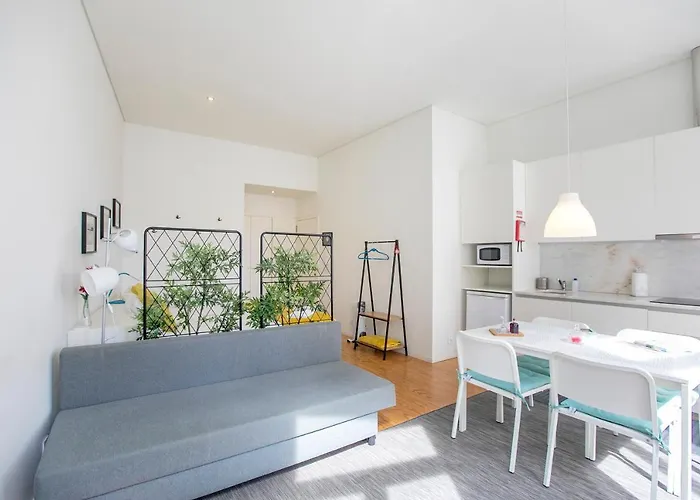 Monchique's Balcony Apartman Porto