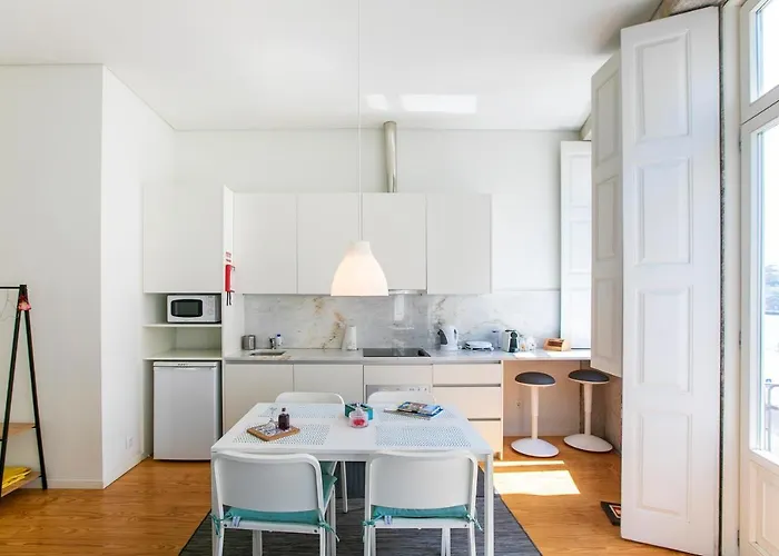 Monchique's Balcony Apartman Porto