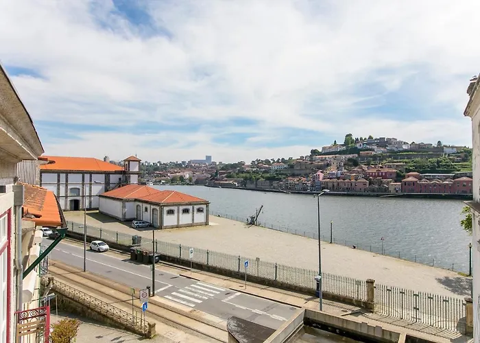 Monchique's Balcony Porto